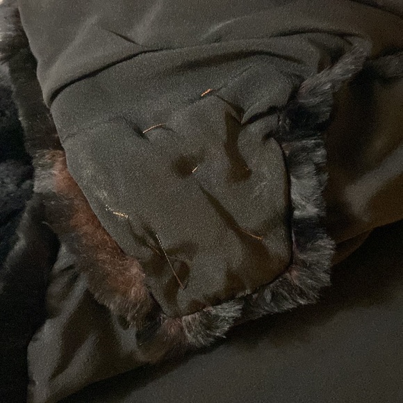 Vintage Mink Cape - Picture 9 of 11
